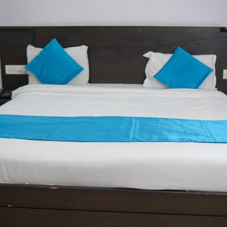Hotel Quality Time อุเดเปอร์ ภายนอก รูปภาพ