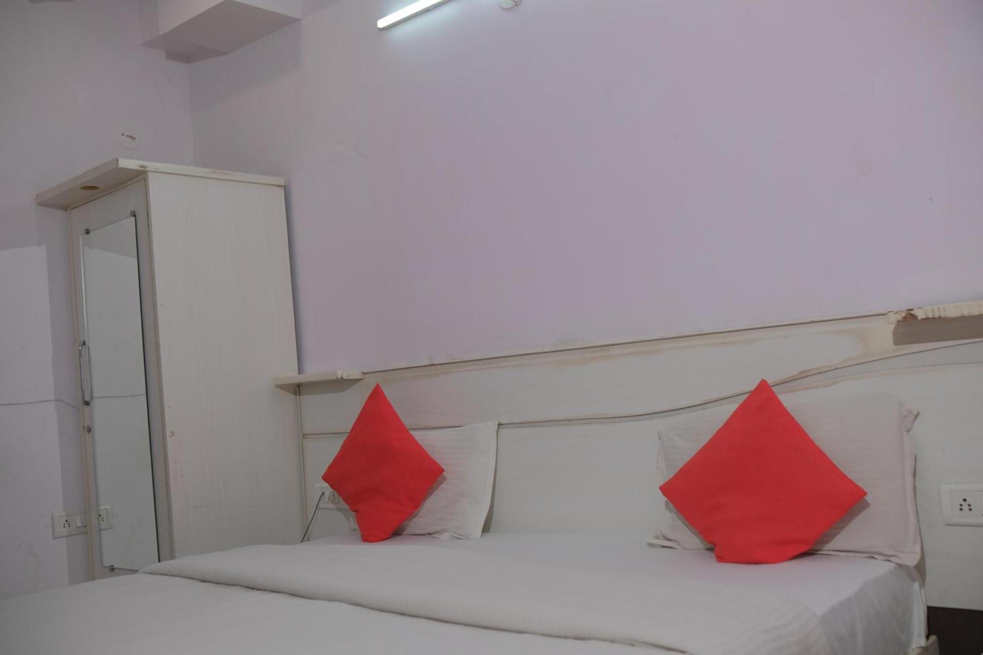 Hotel Quality Time อุเดเปอร์ ภายนอก รูปภาพ